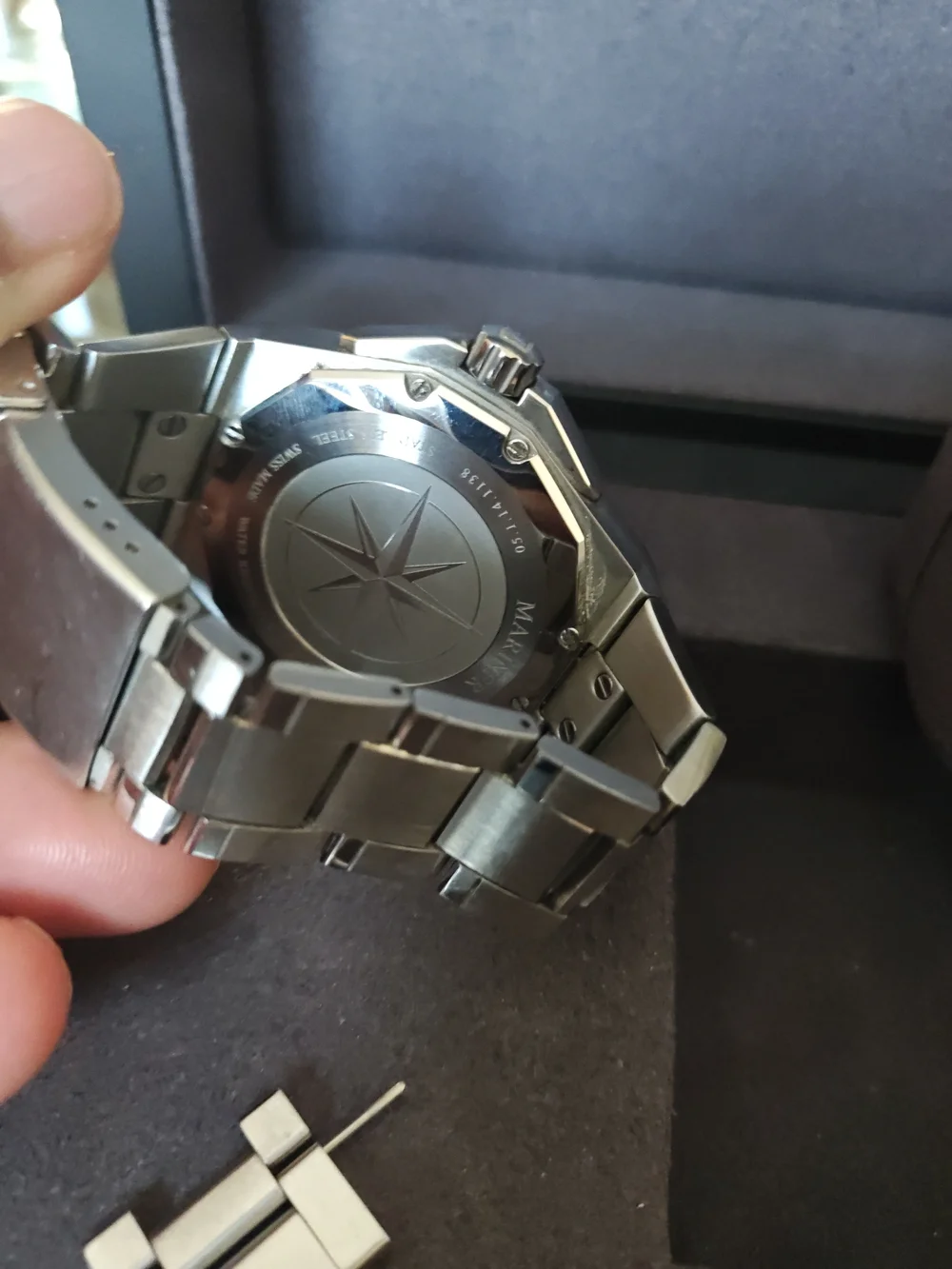Men's Black Dial Stainless Steel Dive Watch